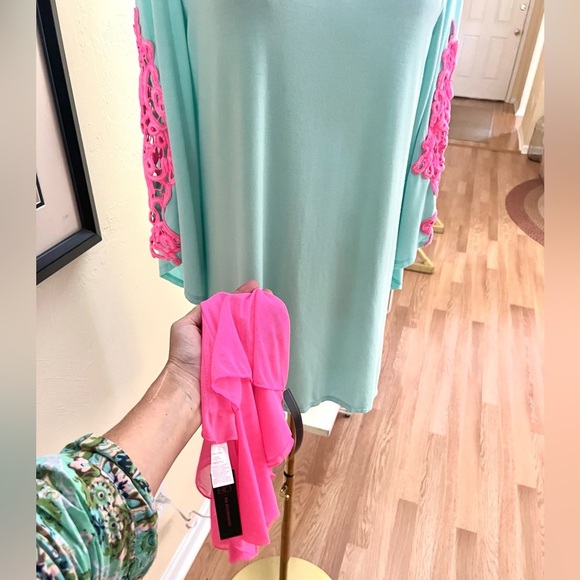 VOLL,Seafoam Tunic/Cover-Up,Fuscia S
Embroidery PLUS New Matching Wrap,Size Med - Picture 10 of 12
